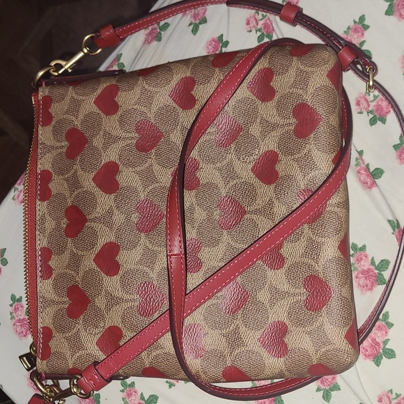 Coach crossbody heart print kitt - Picture 4 of 4